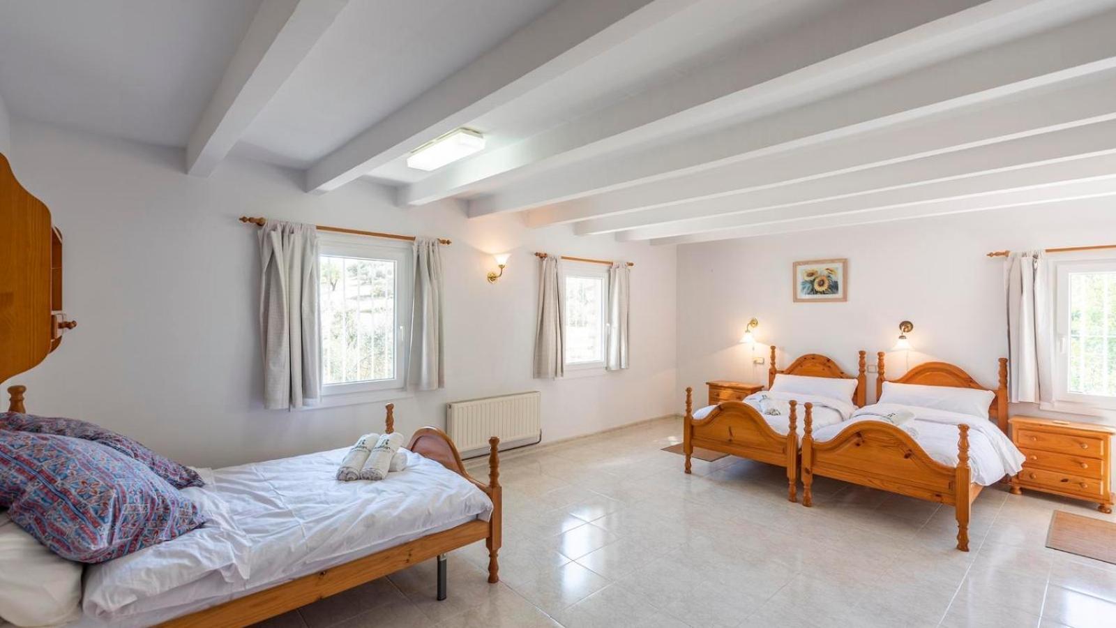 Casa Rural El Ciruelo Loco Alfarnate By Ruralidays Alfarnatejo Exteriör bild